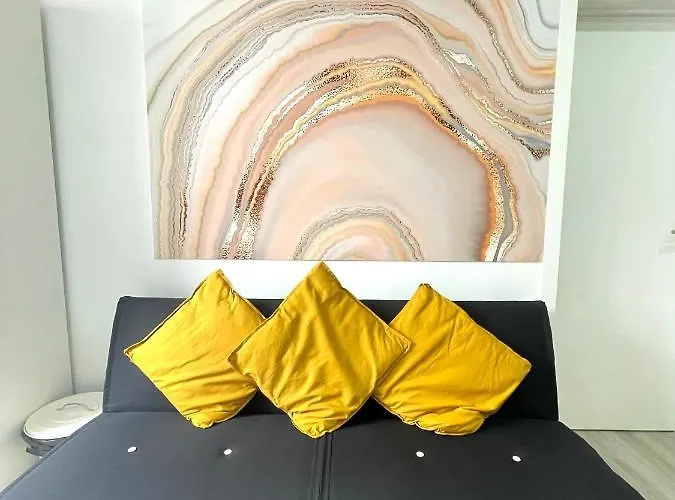 Stone Rose House * Назаре