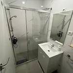 Stone Rose House Apartment *