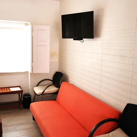 Stone Rose House Apartment *