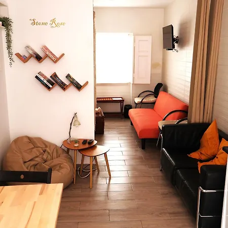 Stone Rose House Apartment Nazare