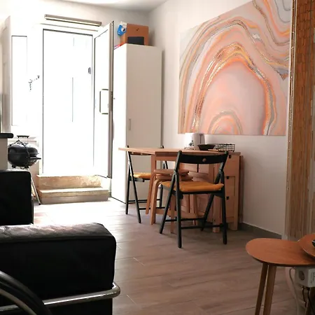 Stone Rose House * Nazare